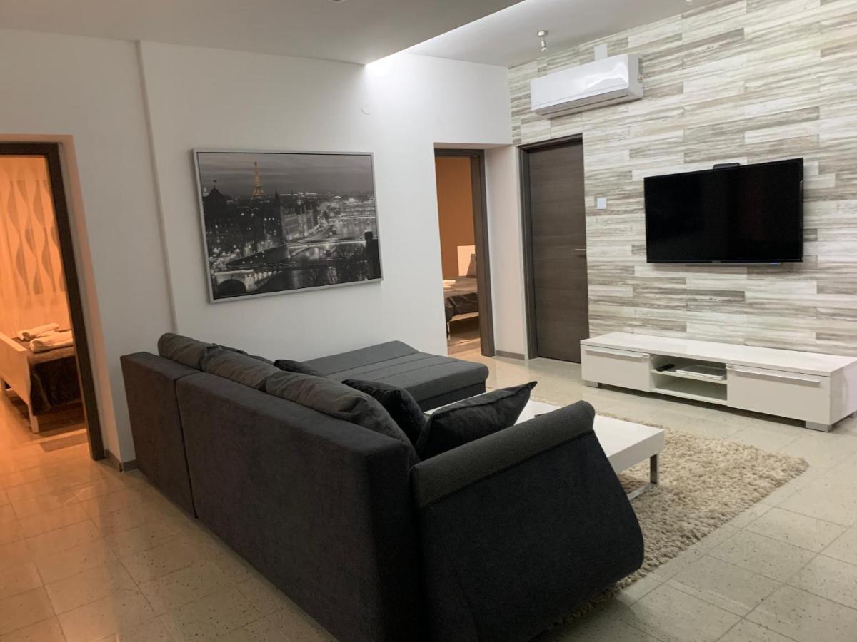 Green Apartment By Alex Rafael Zagreb Buitenkant foto